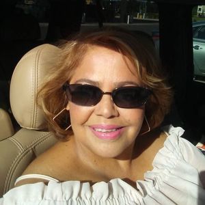 Meet your Posher, Beatriz